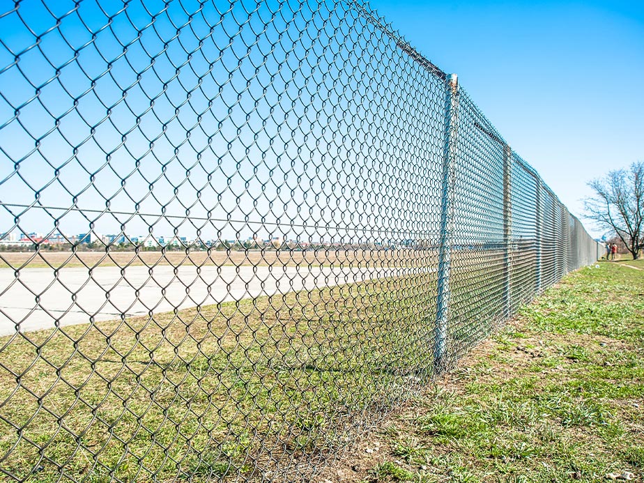 San Antonio Texas commercial fencing company